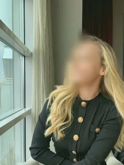 Anna, 34