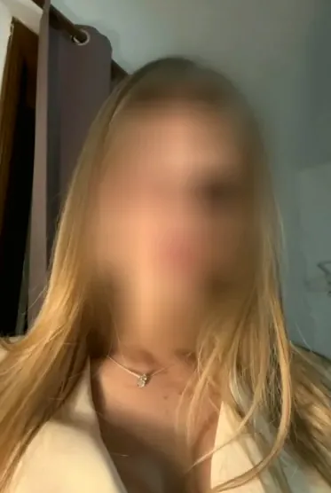 Annika, 22