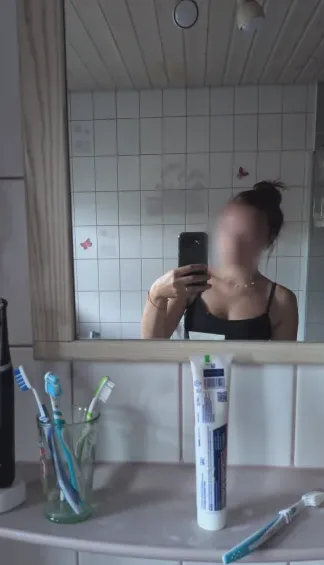 Frieda, 18