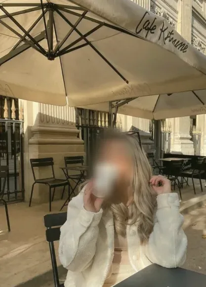 Hanna, 32