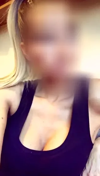 Kim, 28