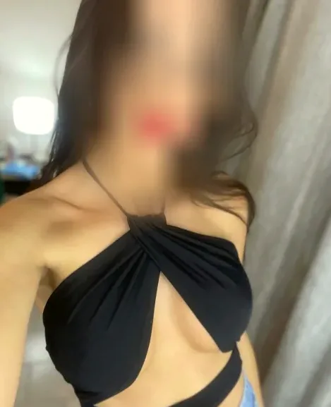 Lena, 32