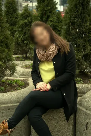 Mira, 27