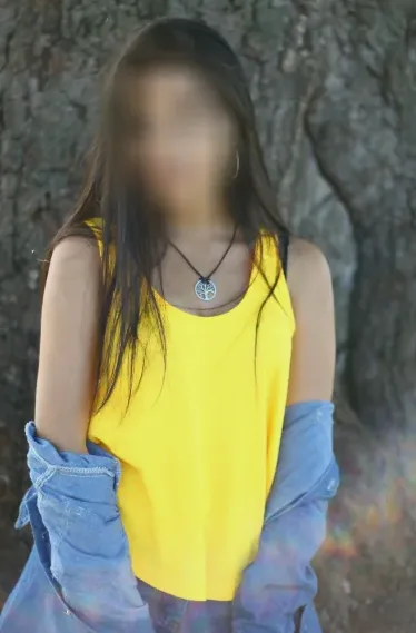 Miriam, 32