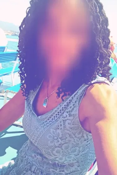 Nora, 34