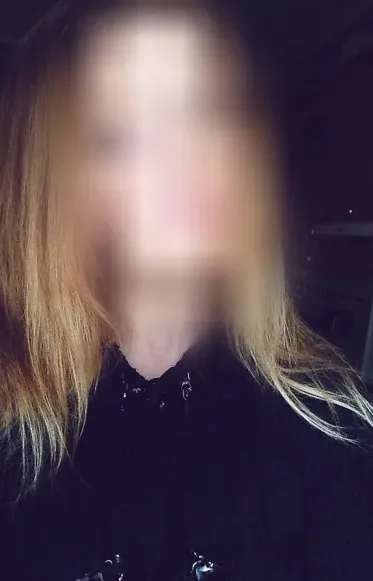 Stefanie, 28