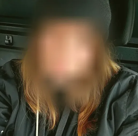 Viktoria, 28